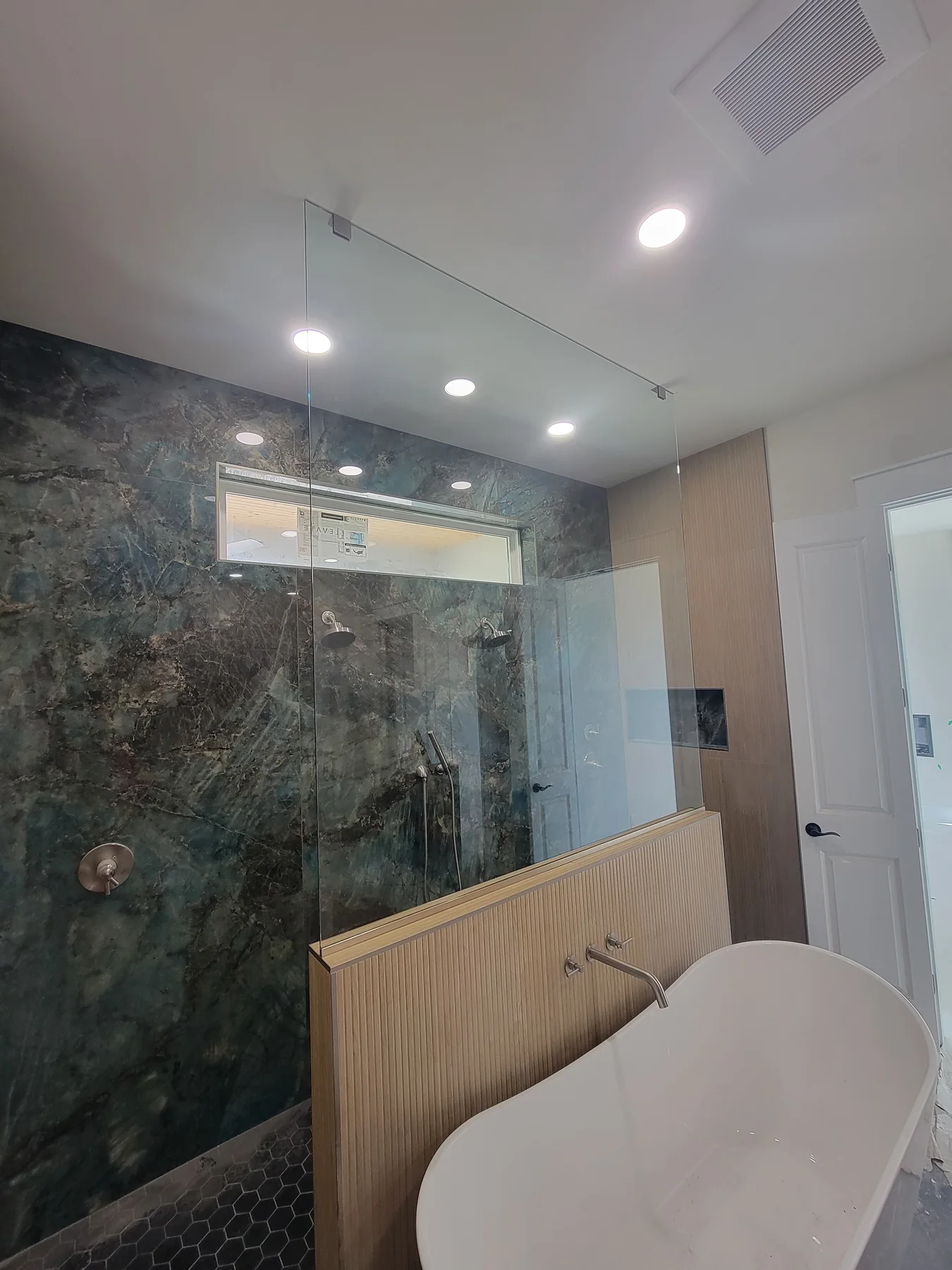 Euro Custom Glass Interiors completed project 59