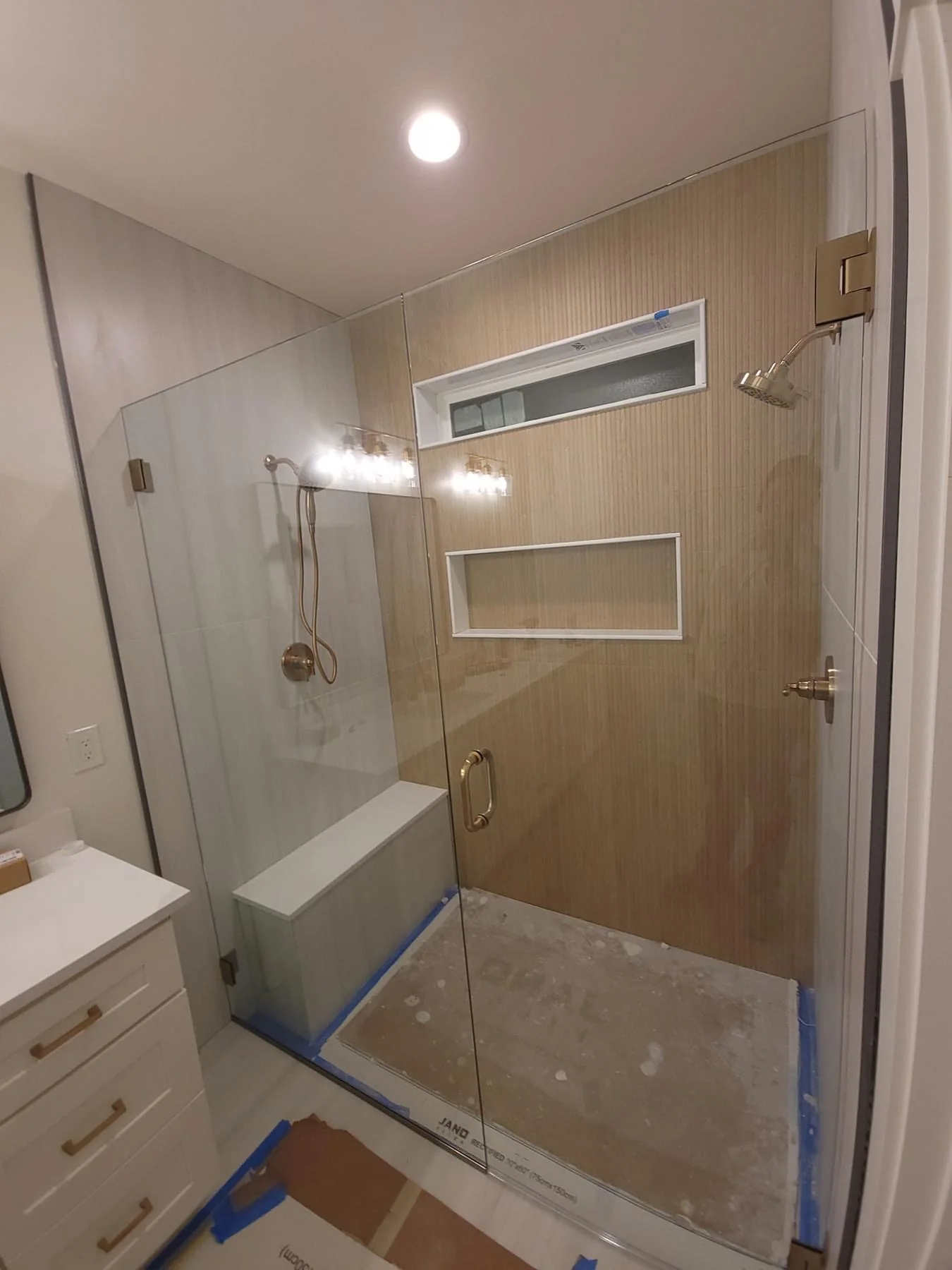 Euro Custom Glass Interiors completed project 124